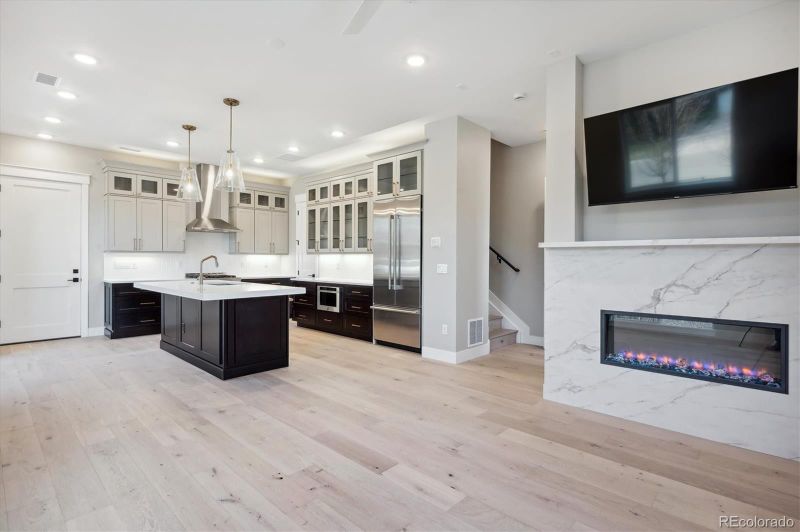 396 E Orchard Rd, Centennial, CO 80121