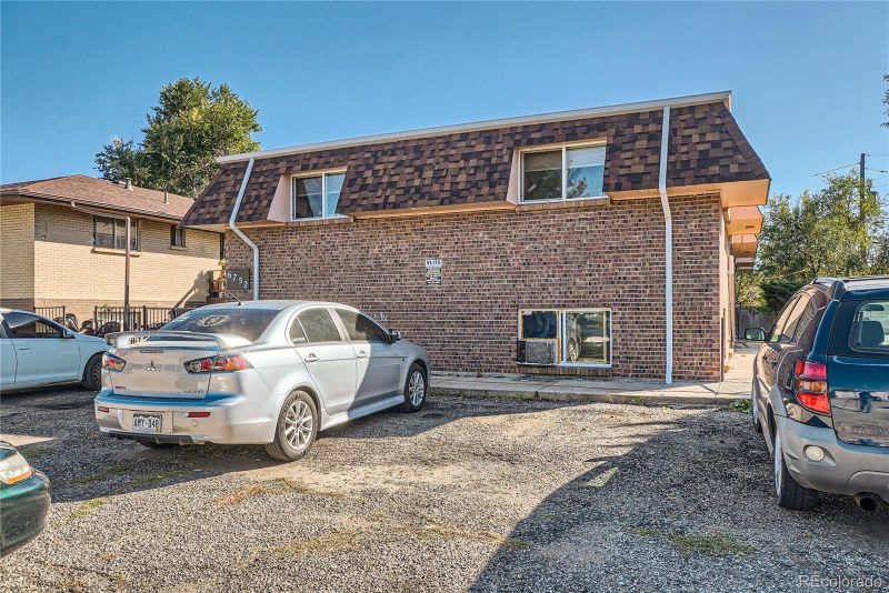 6752 W 51st Ave, Arvada, CO 80002