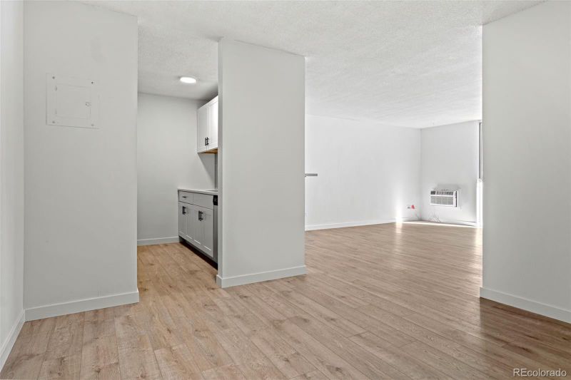 2231 S Vaughn Way #104B, Aurora, CO 80014