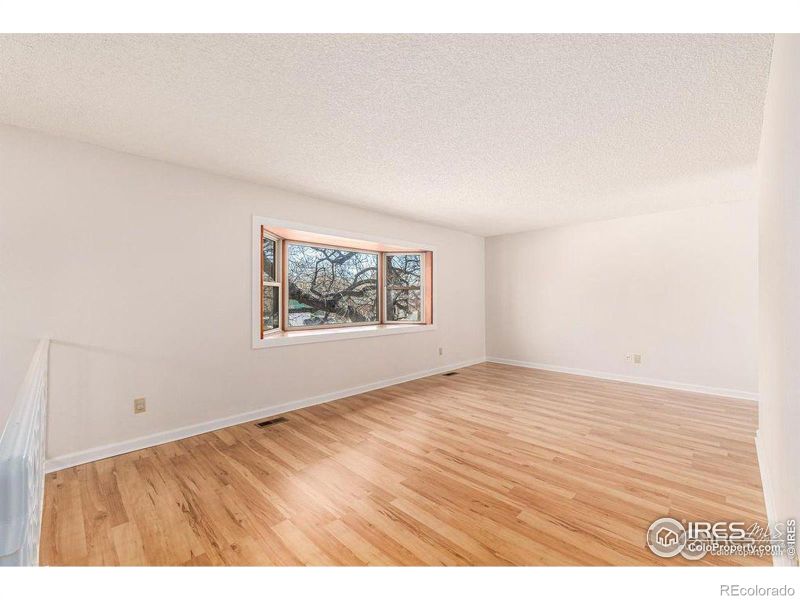 1425 S Sherman St, Longmont, CO 80501