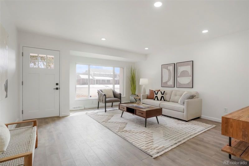 8115 E Bethany Pl, Denver, CO 80231