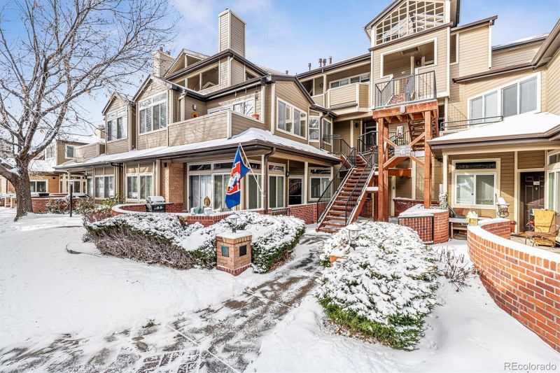 6001 S Yosemite St #G202, Greenwood Village, CO 80111