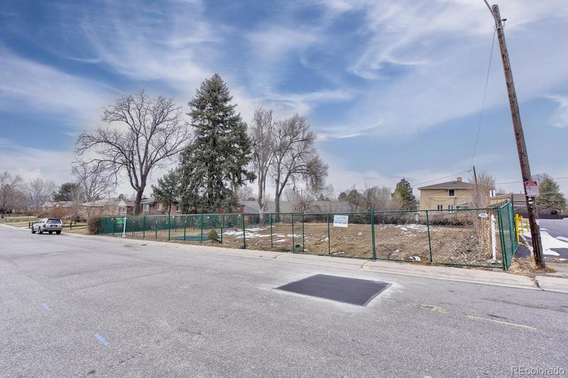 2761 Zenobia St, Denver, CO 80212