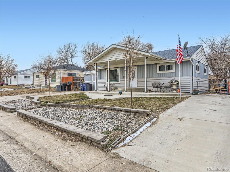 1265 S Beach Ct, Denver, CO 80219