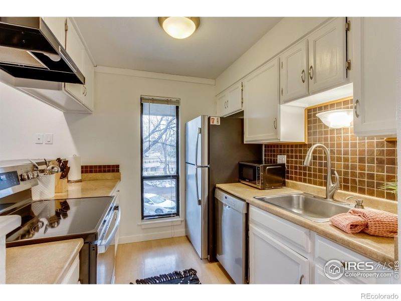 2800 Kalmia Ave #A305, Boulder, CO 80301