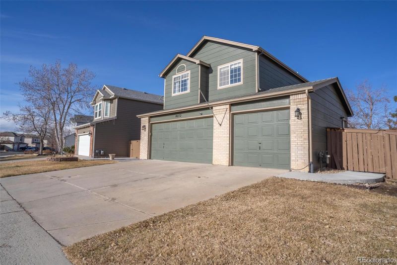 10272 Woodrose Ln, Highlands Ranch, CO 80129
