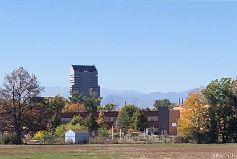 995 S Krameria St, Denver, CO 80224