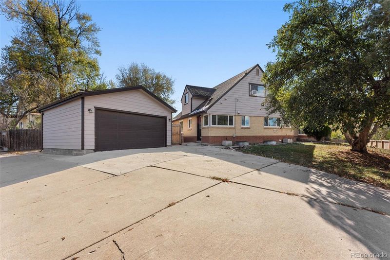 9560 W 38th Ave, Wheat Ridge, CO 80033