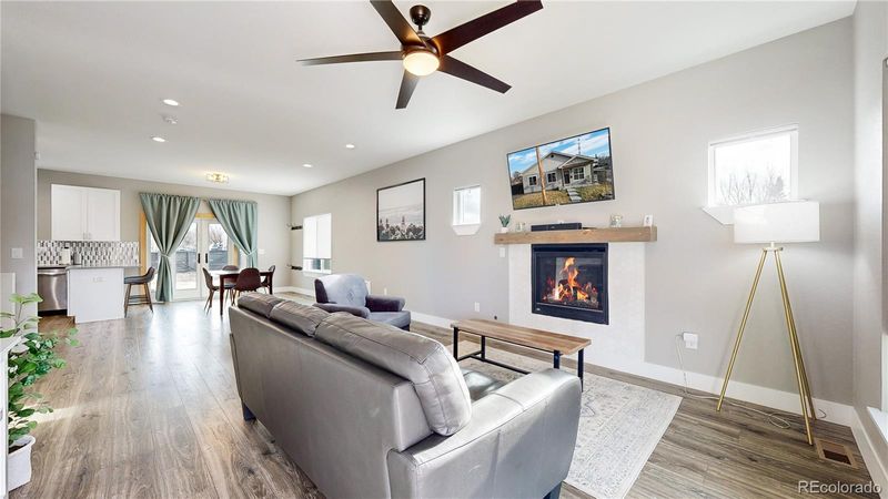 854 S Wolff St, Denver, CO 80219