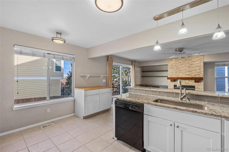 7652 Dawn Dr, Littleton, CO 80125