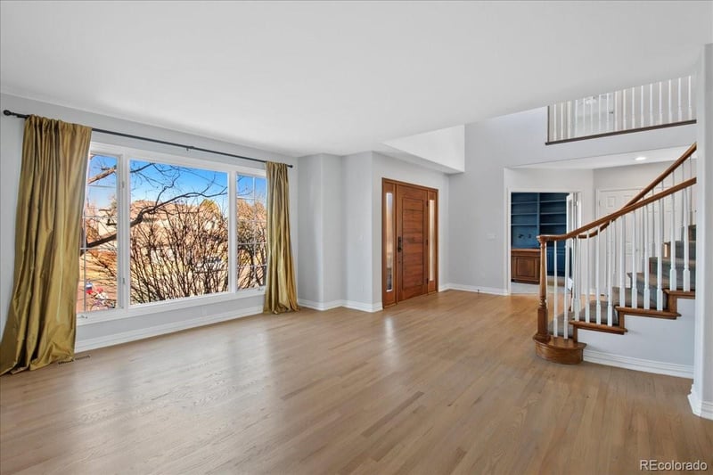 5262 E Long Ln, Centennial, CO 80122
