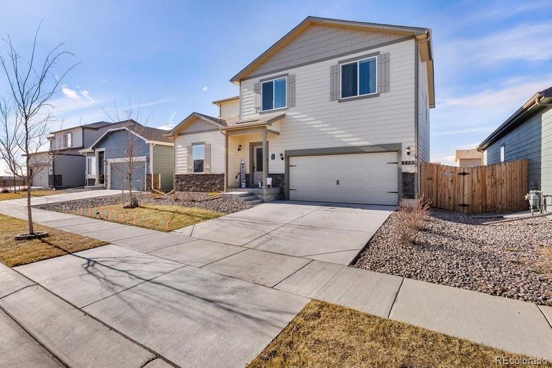 8825 Waco Ct, Commerce City, CO 80022