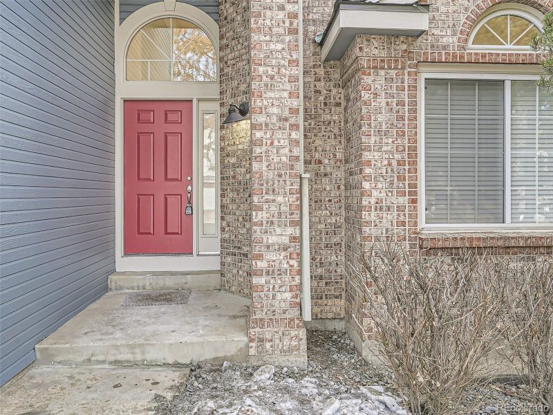 3235 S Bahama St, Aurora, CO 80013