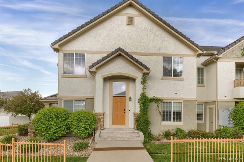 22650 E Ontario Dr #202, Aurora, CO 80016
