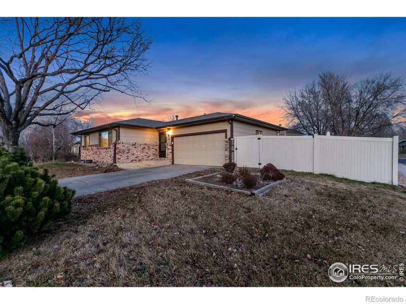 837 Oak St, Windsor, CO 80550
