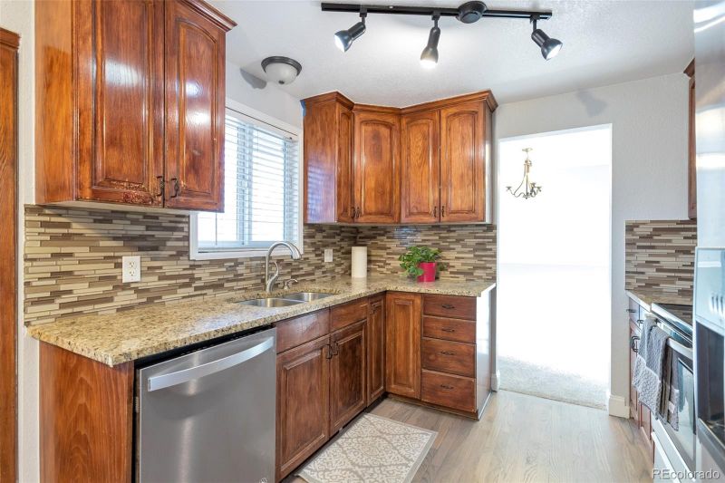 11437 W 69th Pl, Arvada, CO 80004