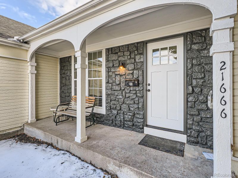 21666 E Powers Pl, Centennial, CO 80015