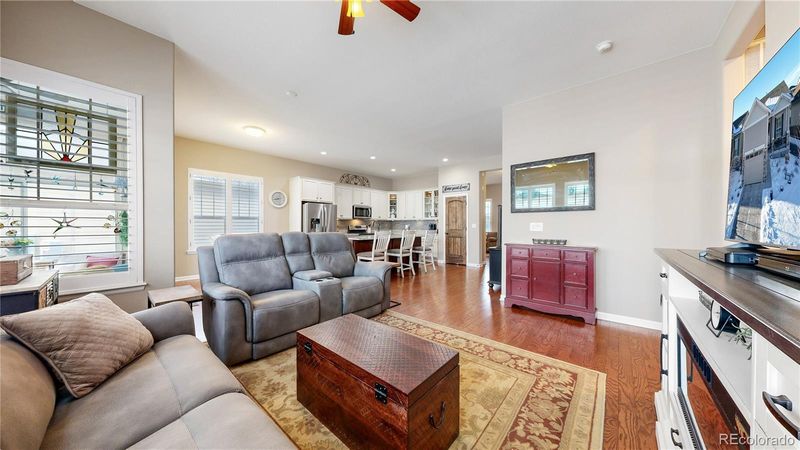 22522 E Del Norte Dr, Aurora, CO 80016
