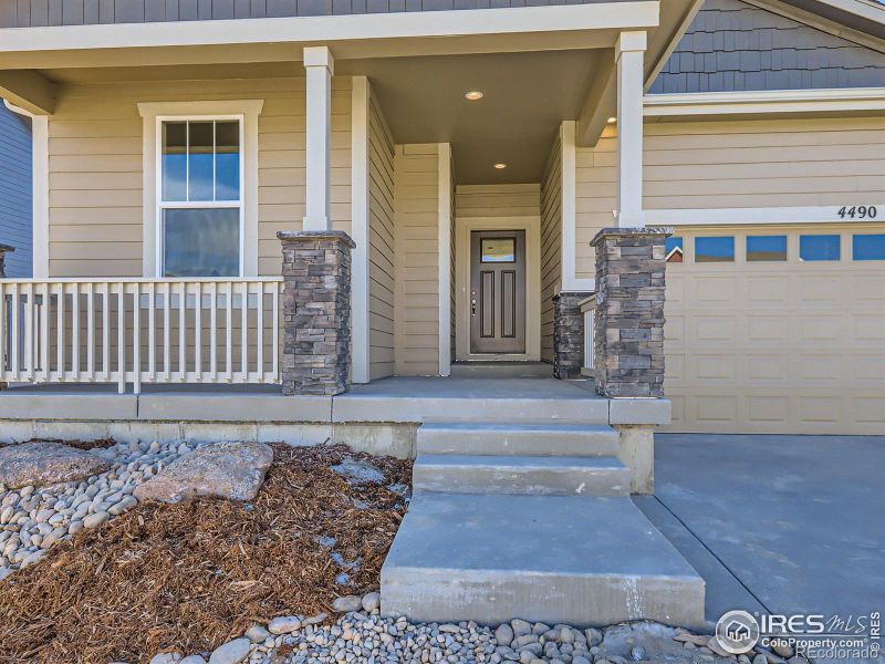4452 Scenic Ln, Johnstown, CO 80534