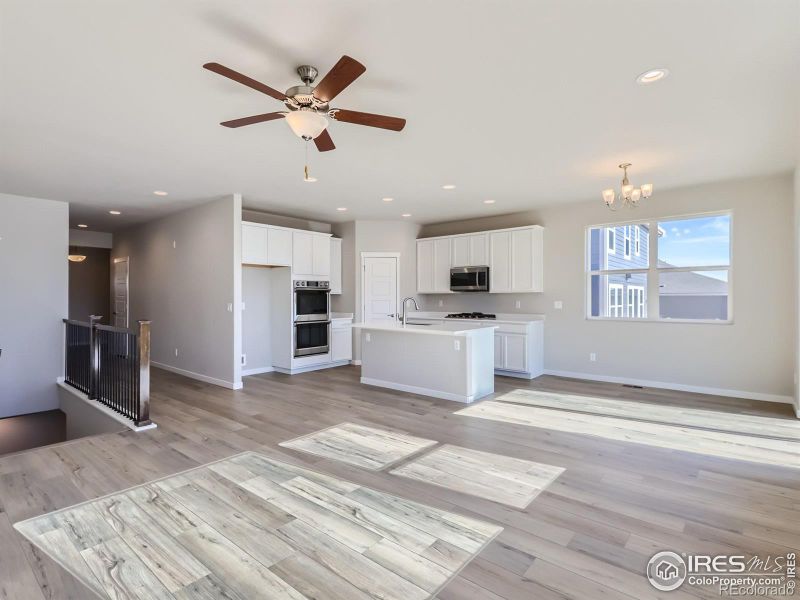 4452 Scenic Ln, Johnstown, CO 80534