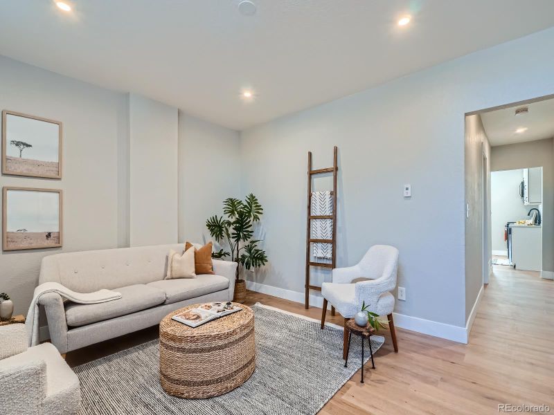 1132 W 9th Ave, Denver, CO 80204