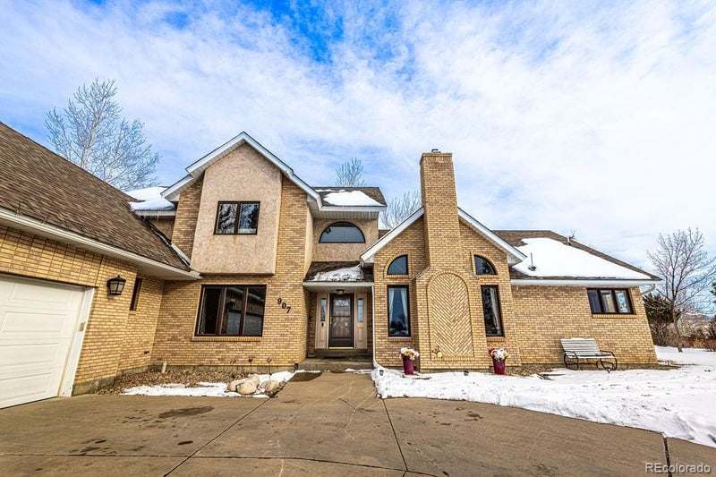907 Ridge Rd, Craig, CO 81625