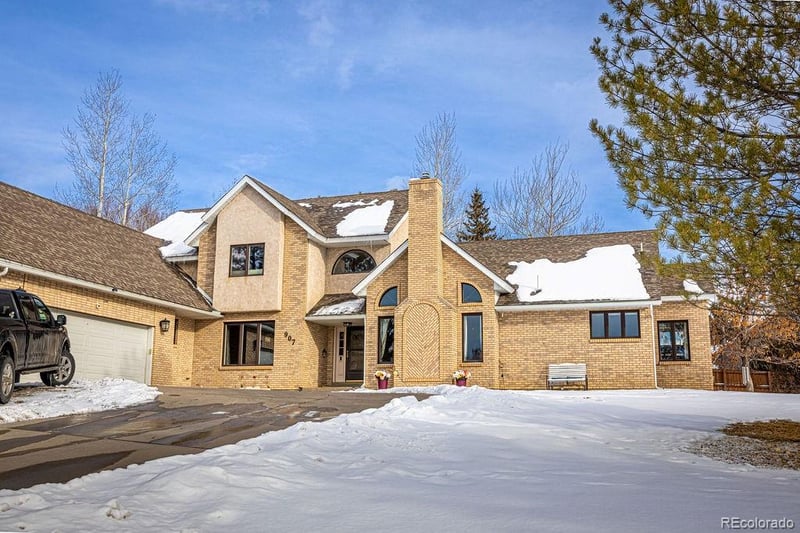 907 Ridge Rd, Craig, CO 81625