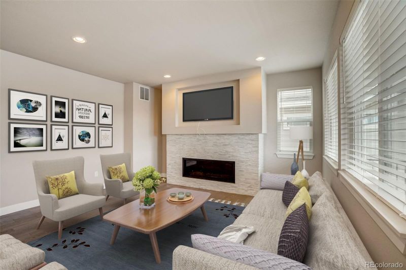 7427 S Tempe Ct, Aurora, CO 80016