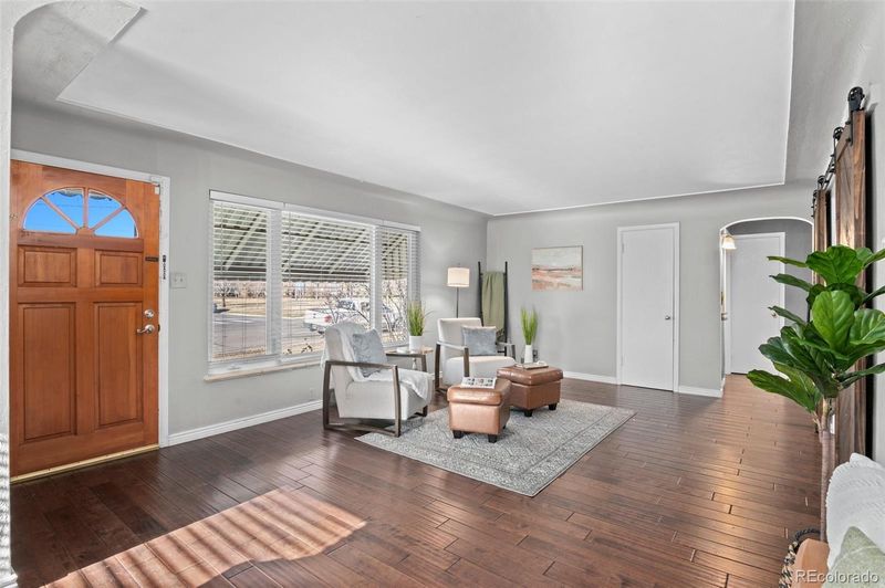 906 S Vallejo St, Denver, CO 80223