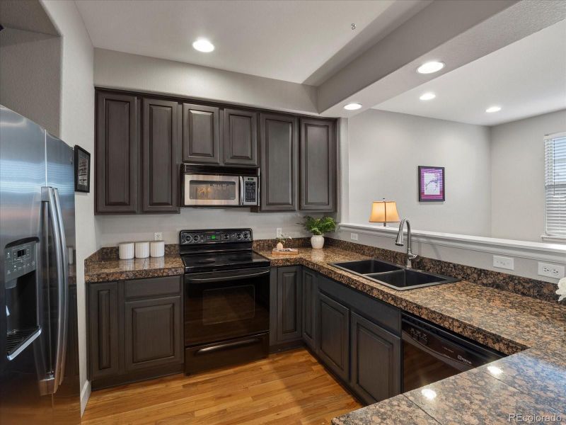 2914 Yates St, Denver, CO 80212