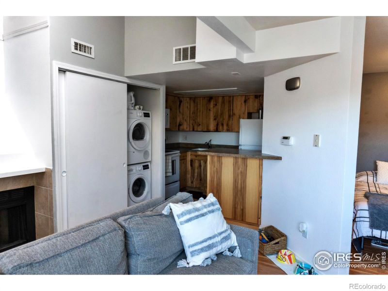 12472 W Nevada Pl #214, Lakewood, CO 80228