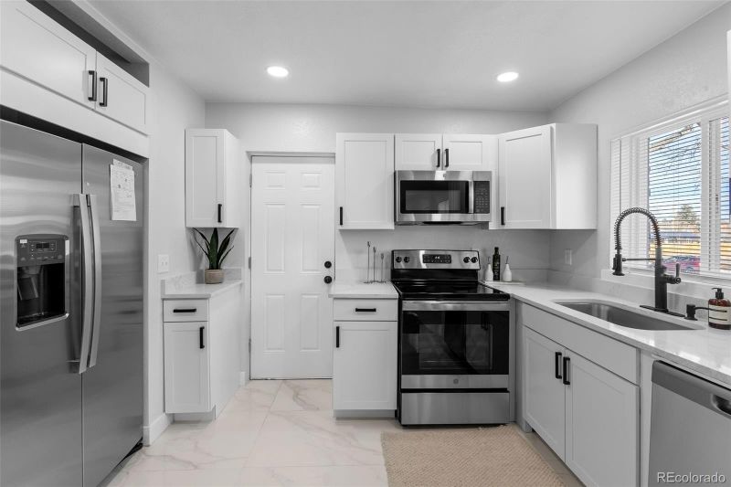 3043 N Saint Paul St, Denver, CO 80205