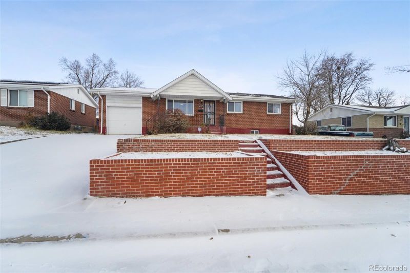 8500 Franklin Dr, Denver, CO 80229