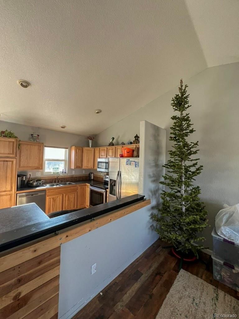 864 School House Dr, Milliken, CO 80543