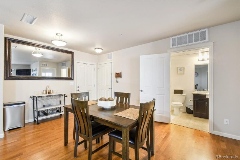 1062 Rockhurst Dr #305, Highlands Ranch, CO 80129