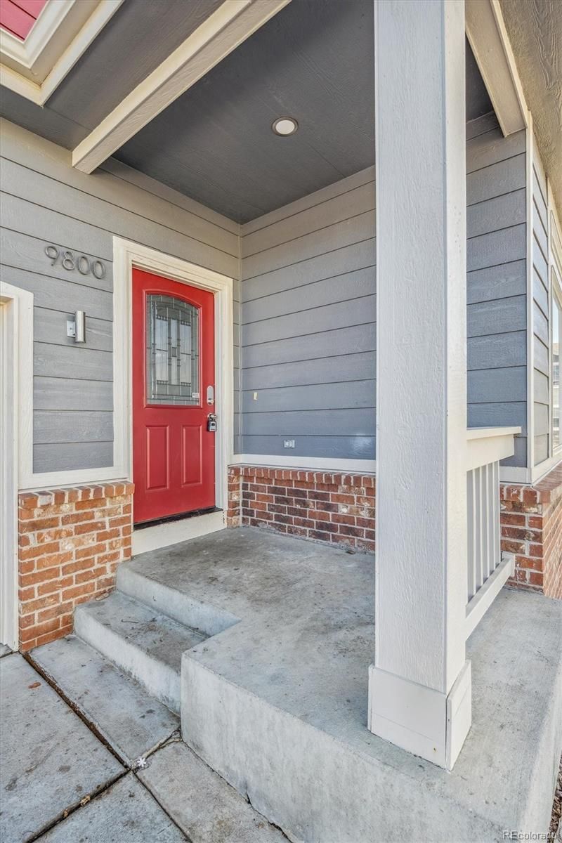9800 Joliet Cir, Commerce City, CO 80022