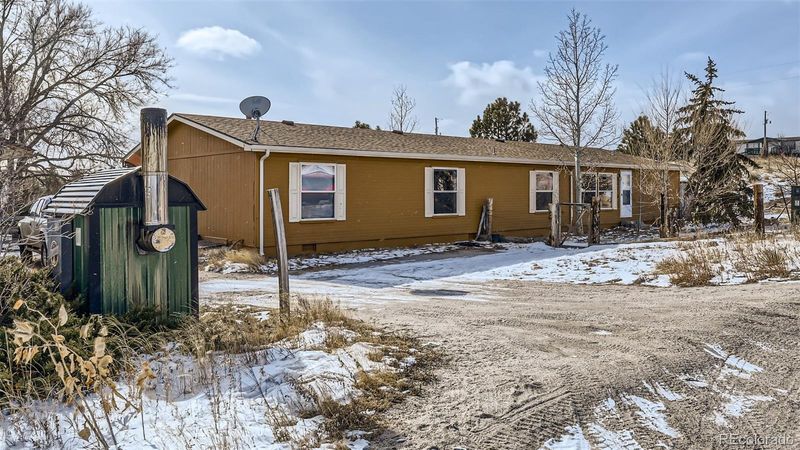 6725 Foxtrot Ln, Colorado Springs, CO 80924