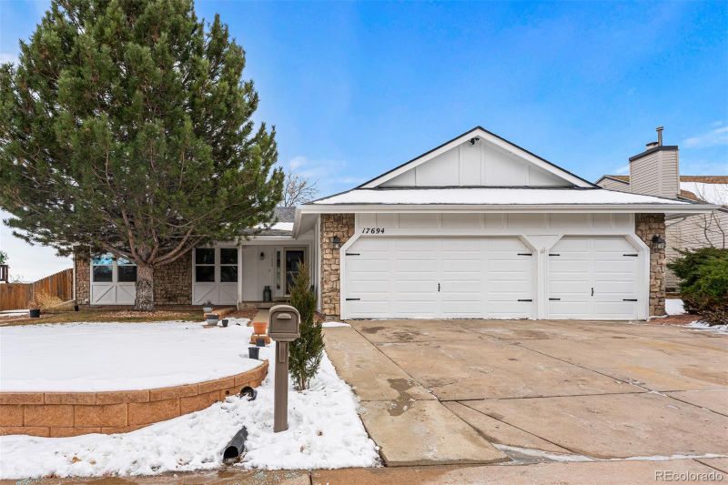 17694 E Tennessee Dr, Aurora, CO 80017