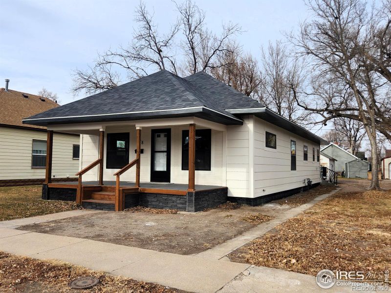 428 Park St, Sterling, CO 80751