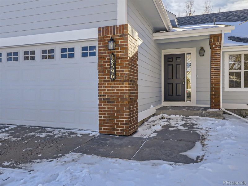 18596 E Saratoga Pl, Aurora, CO 80015