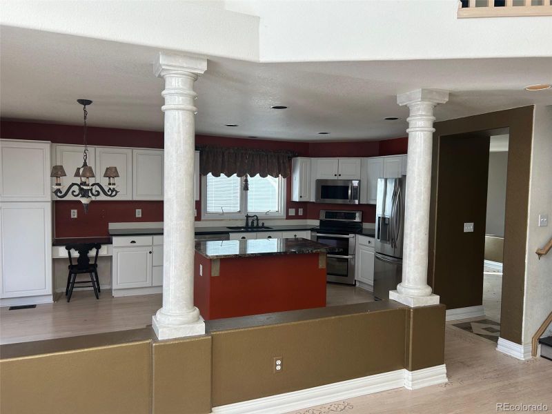 6694 Dutch Creek St, Highlands Ranch, CO 80130
