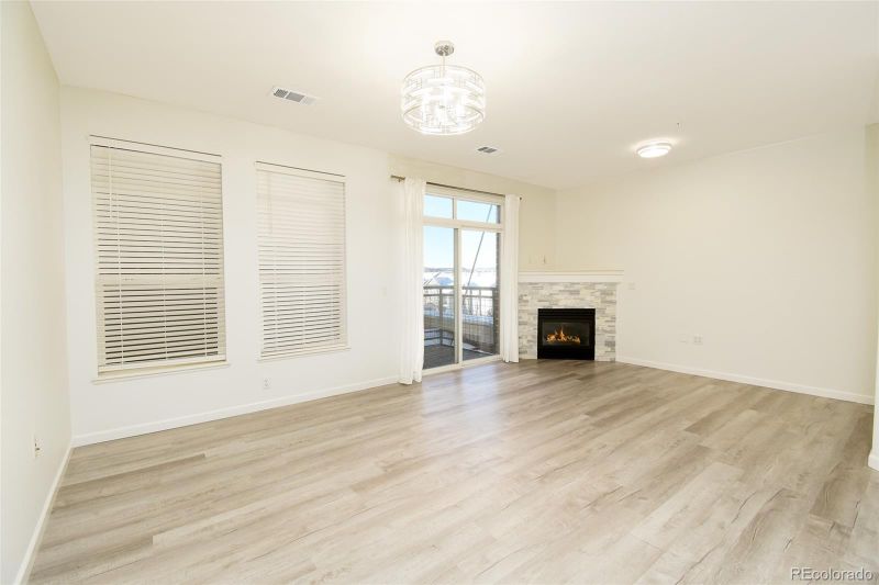 10176 Park Meadows Dr #2206, Lone Tree, CO 80124
