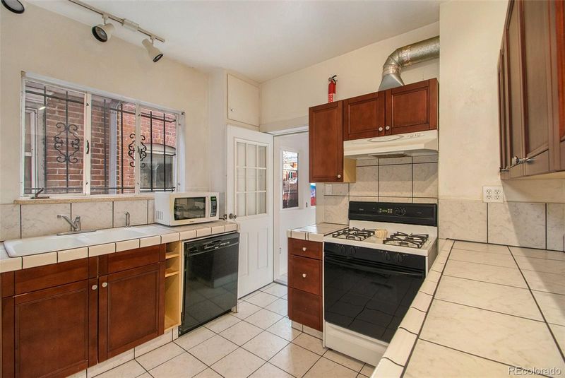 1338 N Marion St, Denver, CO 80218