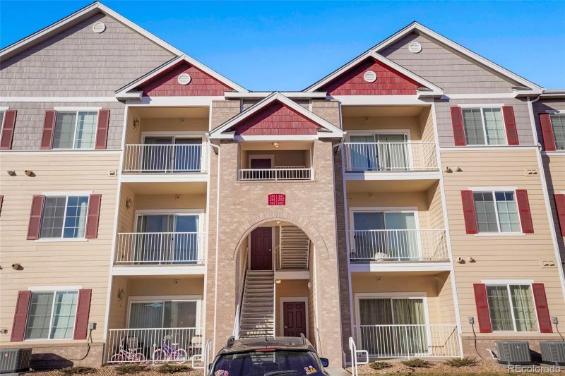 15700 E Jamison Dr #201, Englewood, CO 80112