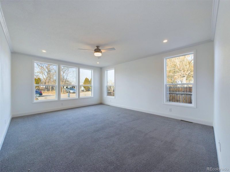 2134 Hellbeck Dr, Pueblo, CO 81005
