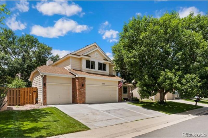 21014 E Crestline Cir, Centennial, CO 80015