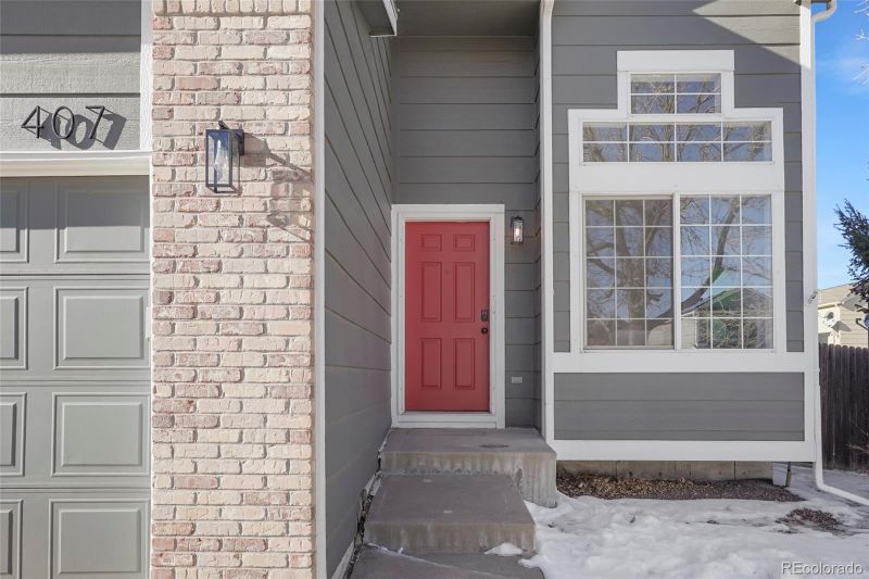 407 Benton St, Castle Rock, CO 80104