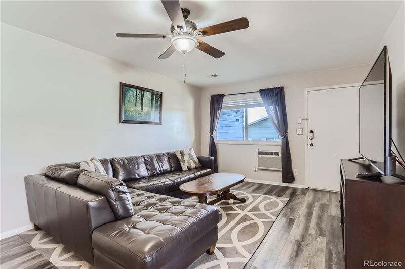 9758 Lane St, Thornton, CO 80260