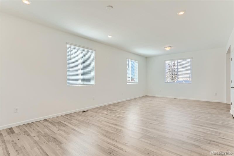 2997 Nectar St, Strasburg, CO 80136