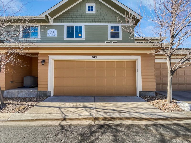 3621 S Perth Cir #103, Aurora, CO 80013